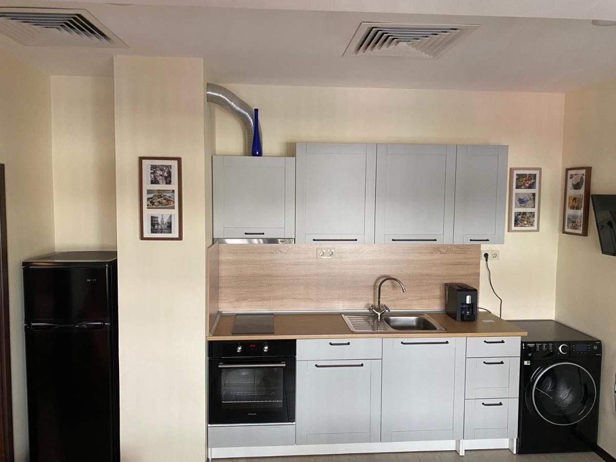 Guest house Family House - Free Parking 3*