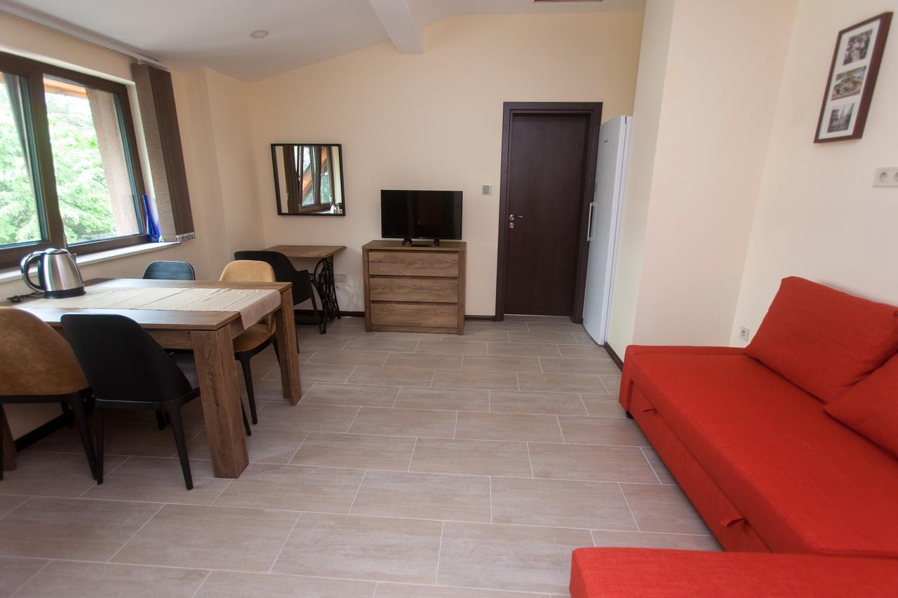 Family House - Free Parking Guest house 3*