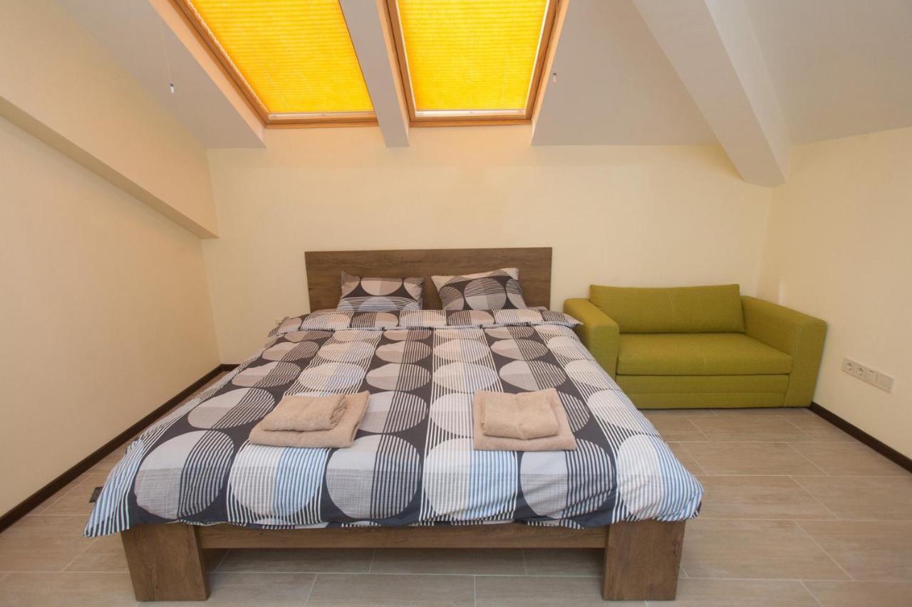 Guest house Family House - Free Parking