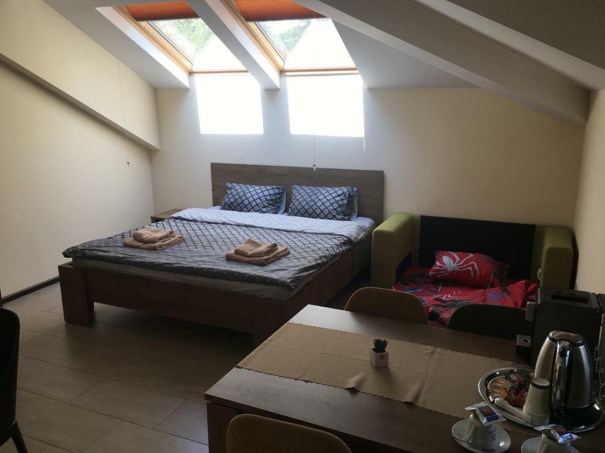 Affittacamere Family House - Free Parking Sofia
